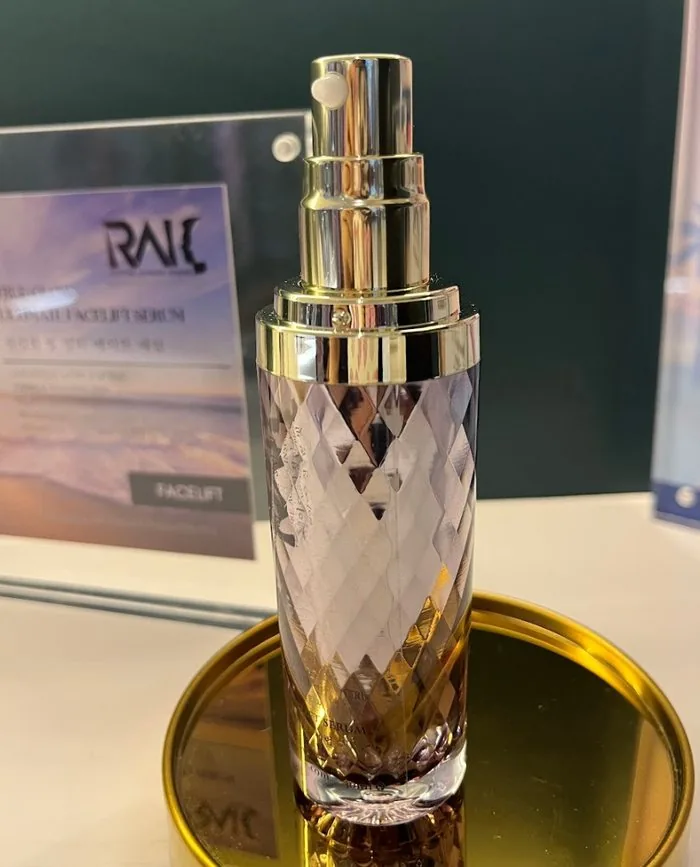 RAI Ultimate Facelift Serum